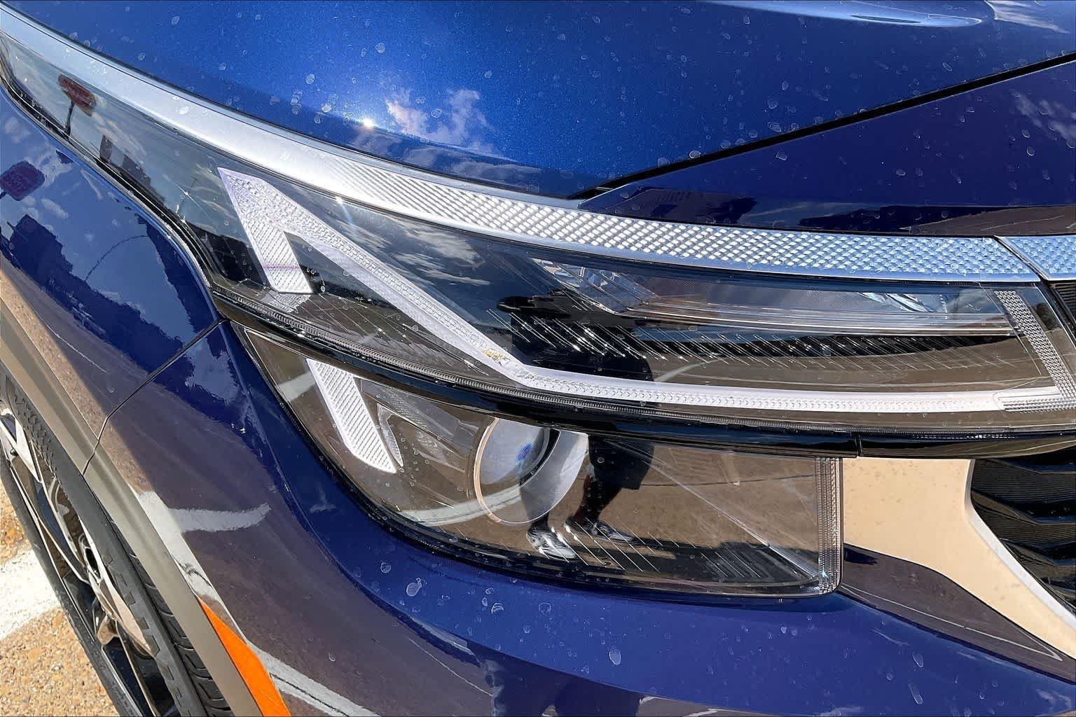 Certified 2026 Kia Seltos EX FWD image 28