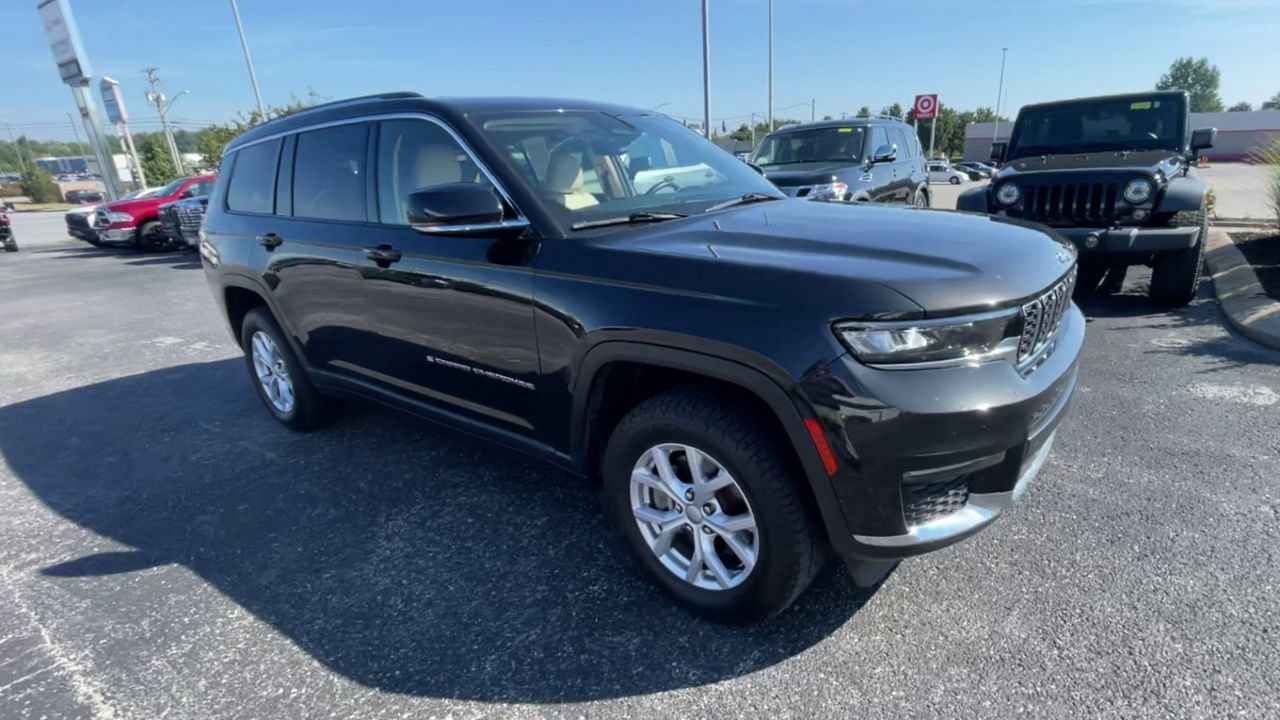 Used 2022 Jeep Grand Cherokee L Limited AWD/4WD image 3