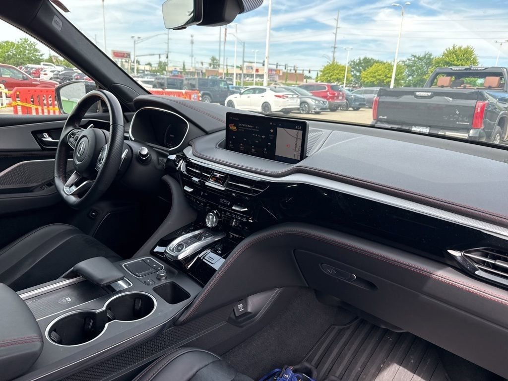 Used 2023 Acura MDX A-Spec AWD/4WD image 19