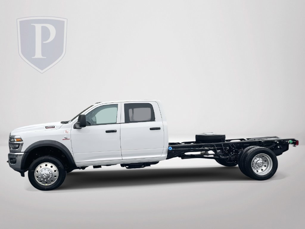 New 2026 RAM 4500 Tradesman w/ Chrome Appearance Group AWD/4WD image 5