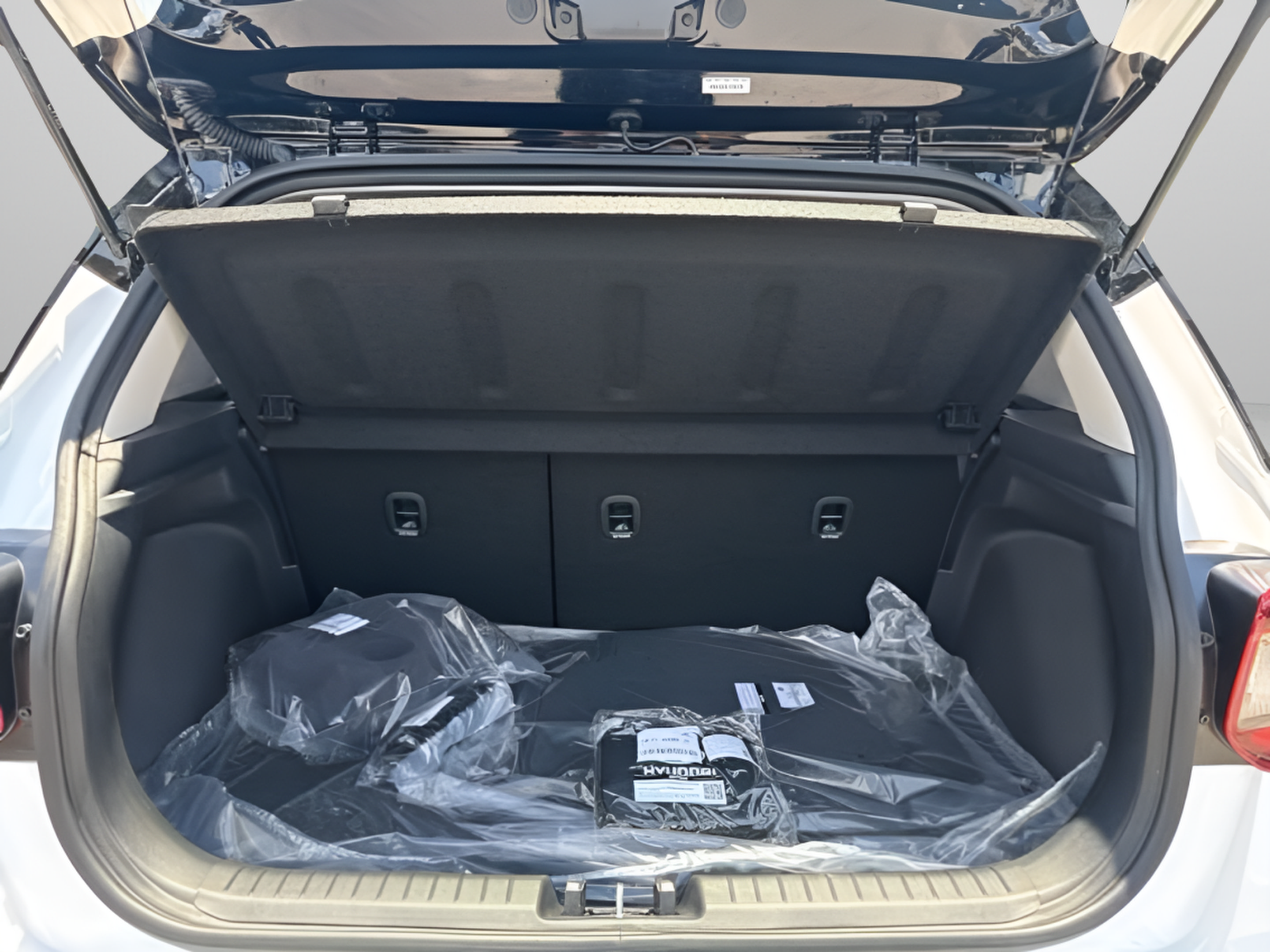 New 2026 Hyundai Venue SEL FWD image 29