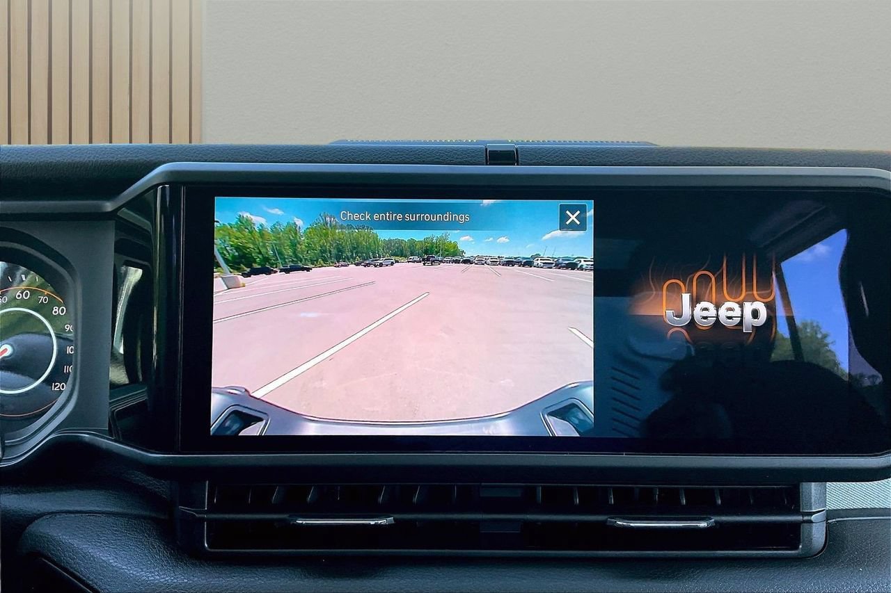 New 2026 Jeep Gladiator Sport AWD/4WD image 13