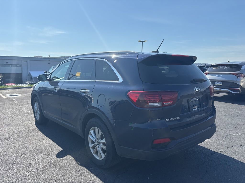 Used 2020 Kia Sorento LX w/ LX I4 Convenience Package image 5