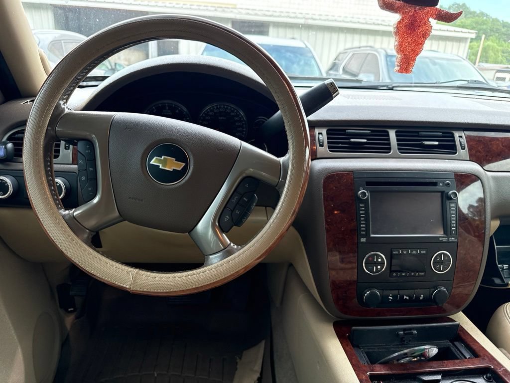 Used 2013 Chevrolet Tahoe LTZ AWD/4WD image 14