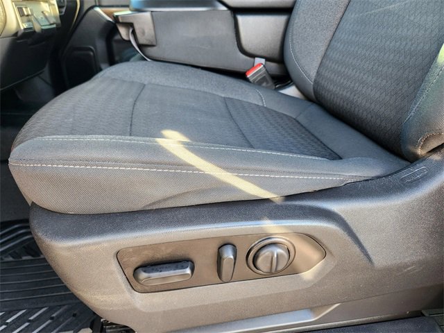 Used 2021 Chevrolet Silverado 3500 LT w/ Convenience Package image 9