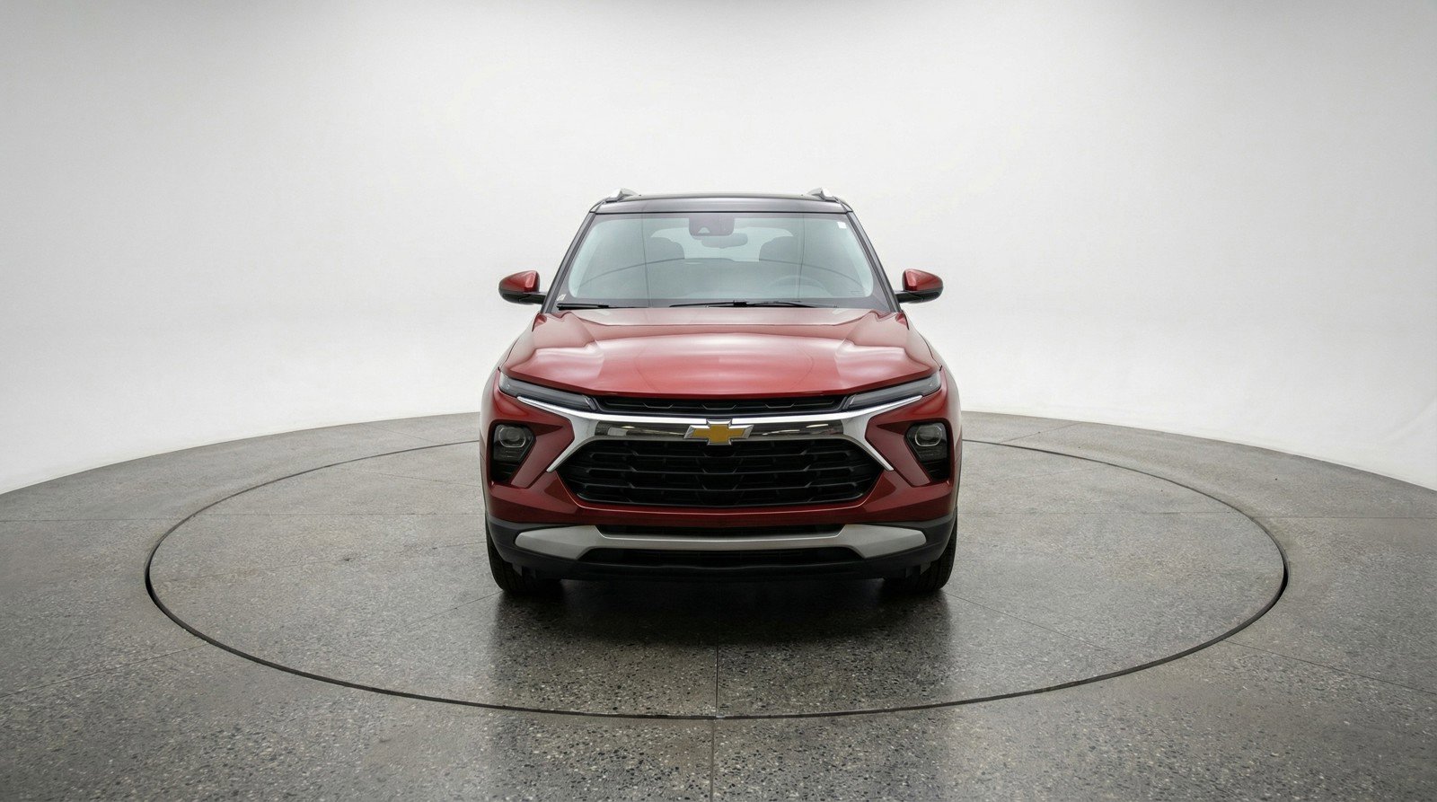 Used 2025 Chevrolet TrailBlazer LT image 2