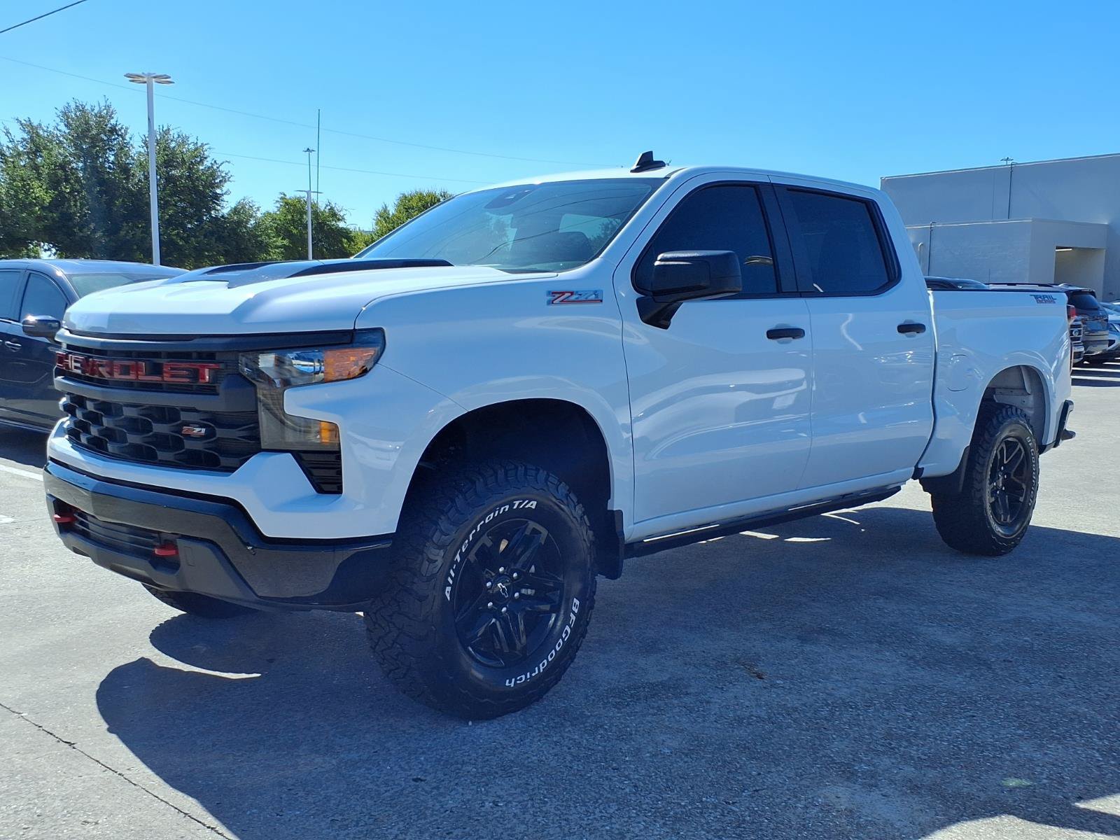 Used 2022 Chevrolet Silverado 1500 Custom Trail Boss AWD/4WD image 21