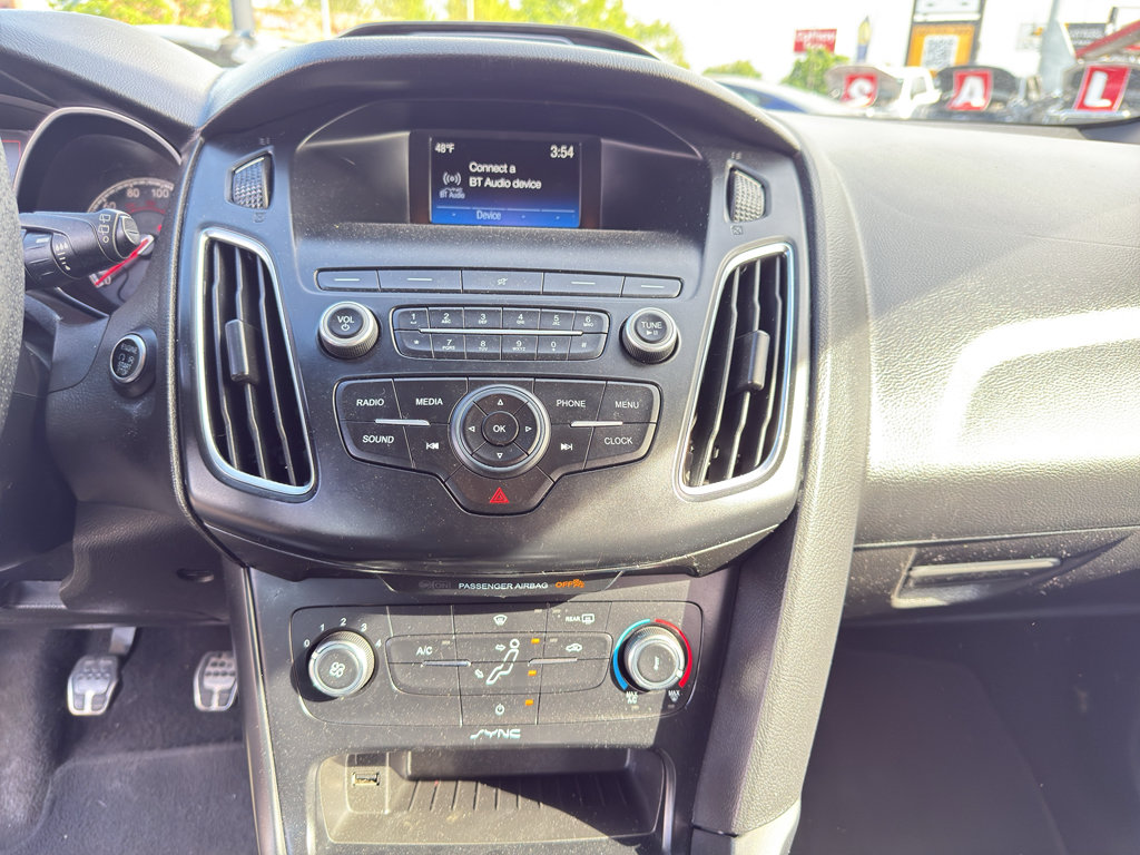 Used 2018 Ford Focus ST FWD image 21