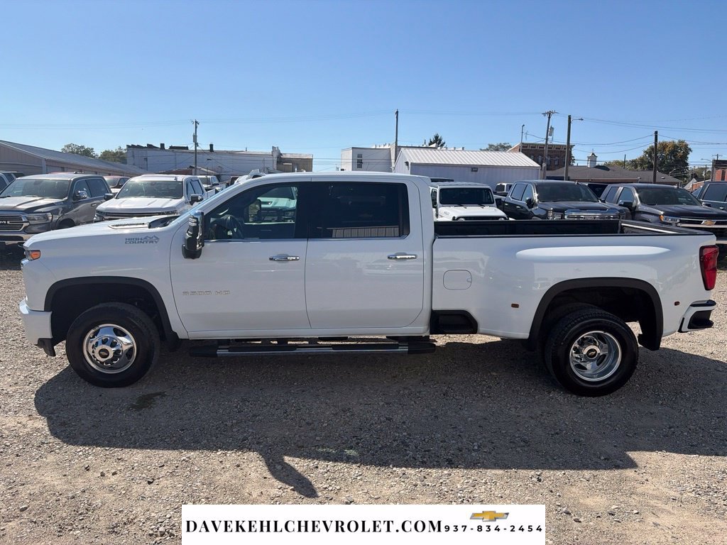 Used 2022 Chevrolet Silverado 3500 High Country AWD/4WD image 4