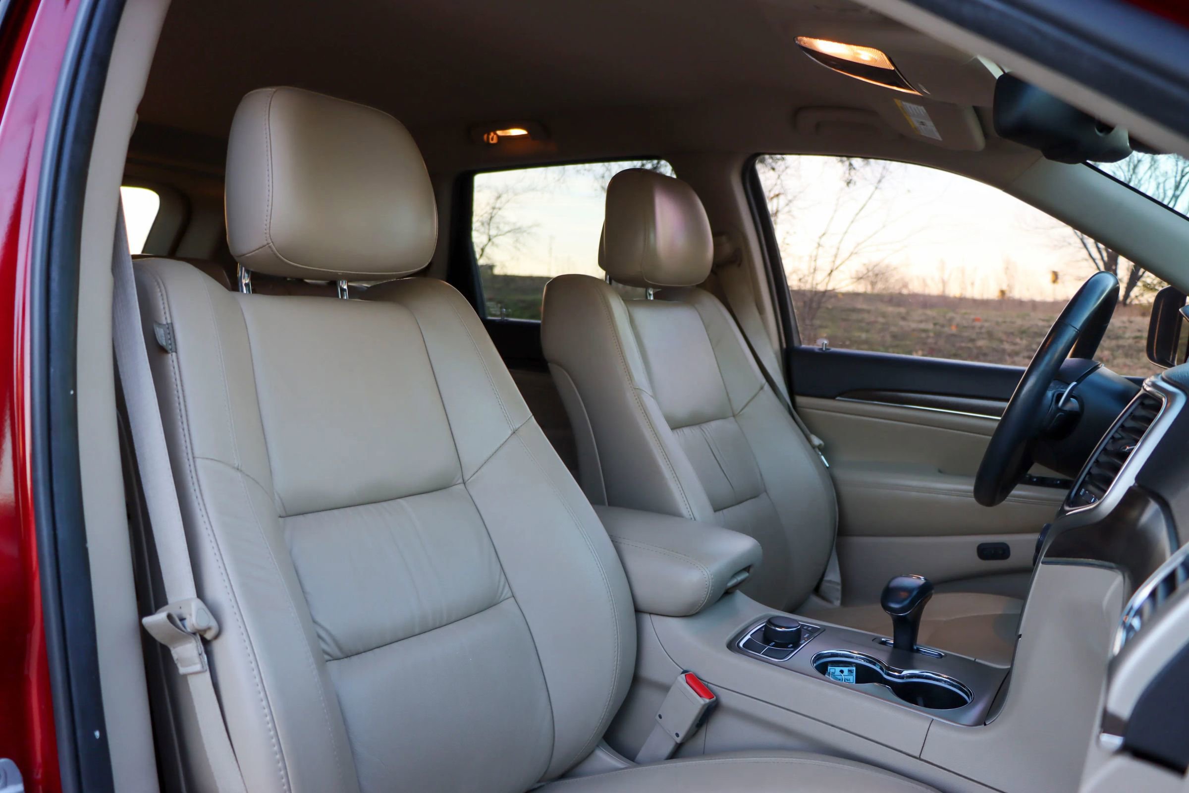 Used 2014 Jeep Grand Cherokee Limited image 20