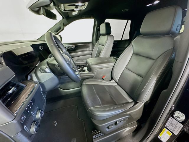 Used 2025 Chevrolet Tahoe LT image 12
