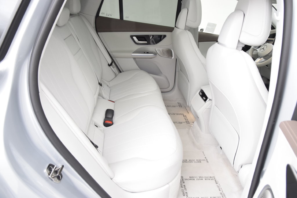 Used 2023 Mercedes-Benz EQE 350+ SUV image 19