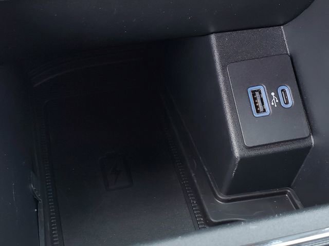 Used 2024 Ford Edge ST-Line AWD/4WD image 23