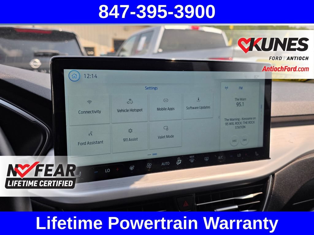 Certified 2025 Ford Escape Platinum AWD/4WD image 52