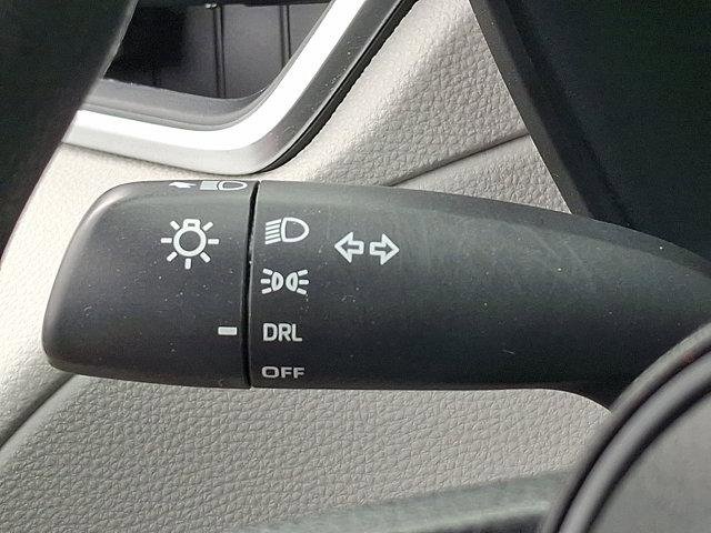 Certified 2022 Toyota Corolla Cross L image 25