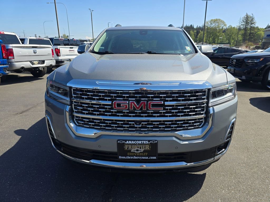 Used 2023 GMC Acadia Denali w/ Denali Ultimate Package AWD/4WD image 9