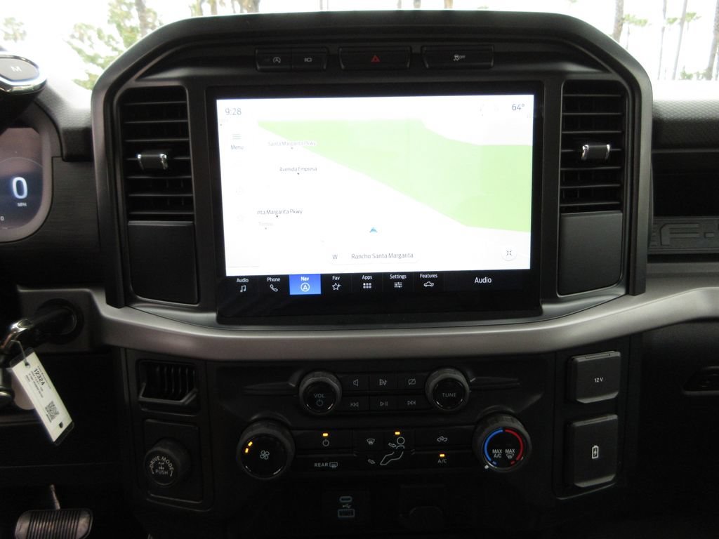 Used 2024 Ford F150 XL w/ Equipment Group 103A High RWD image 19