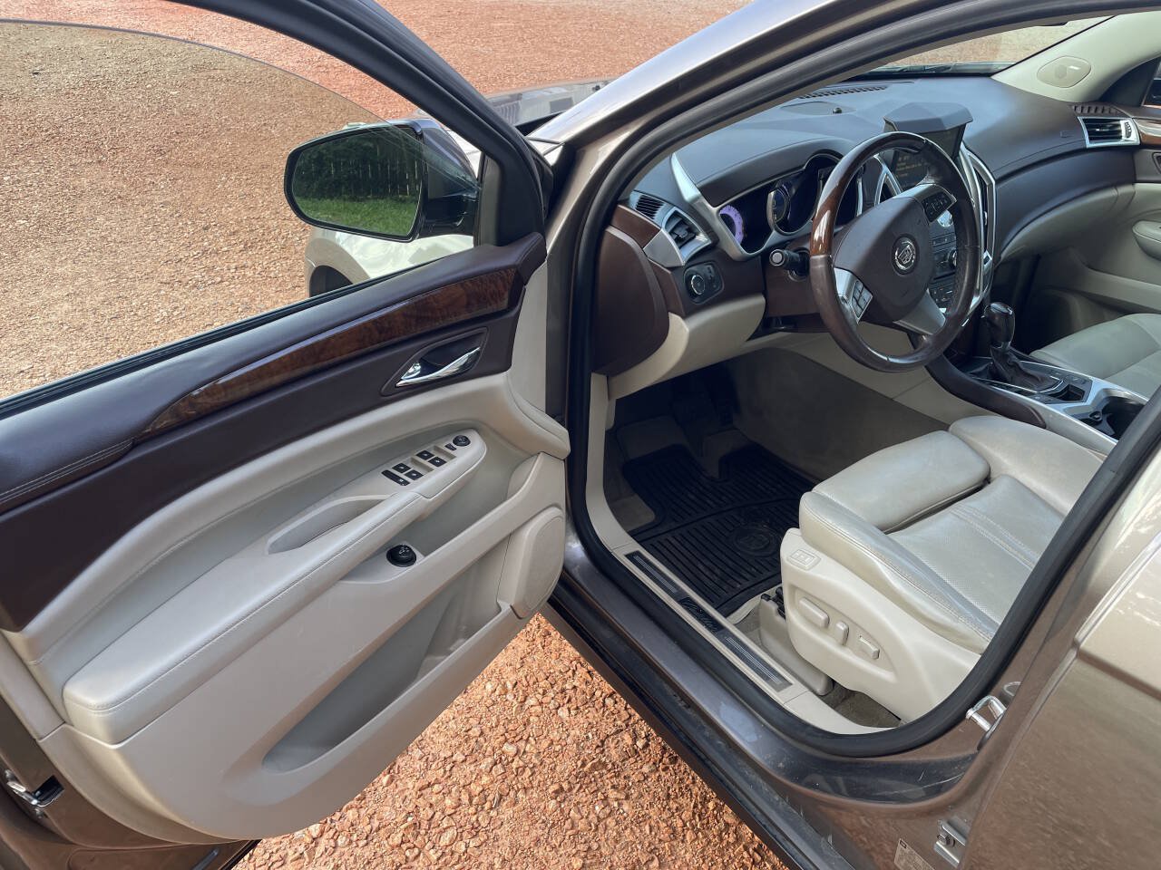 Used 2011 Cadillac SRX Performance FWD image 10