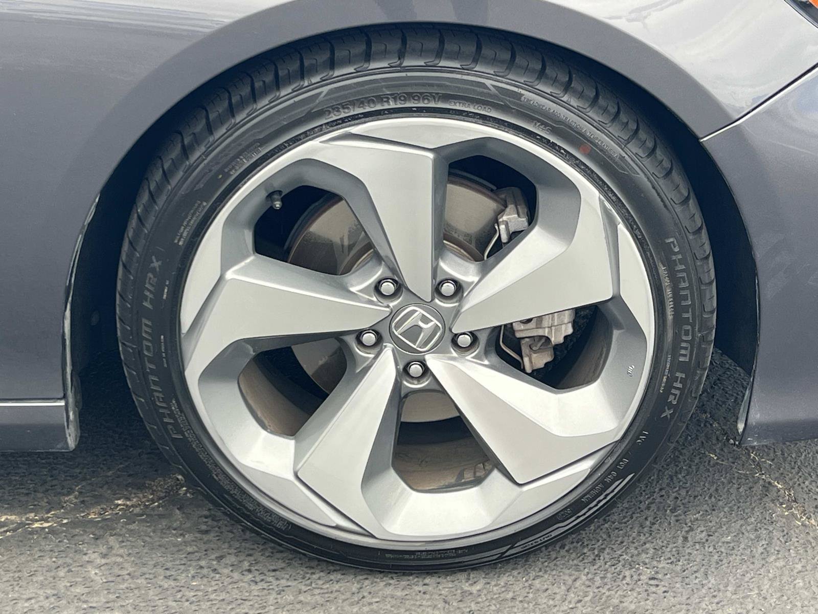 Certified 2019 Honda Accord Touring image 29
