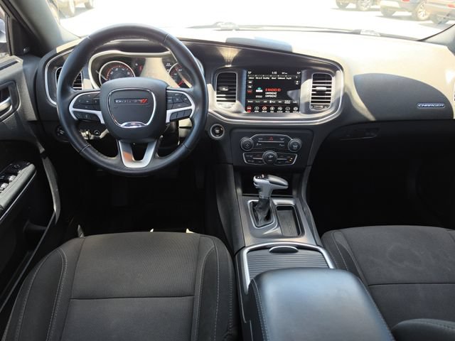 Used 2018 Dodge Charger SXT Plus RWD image 7