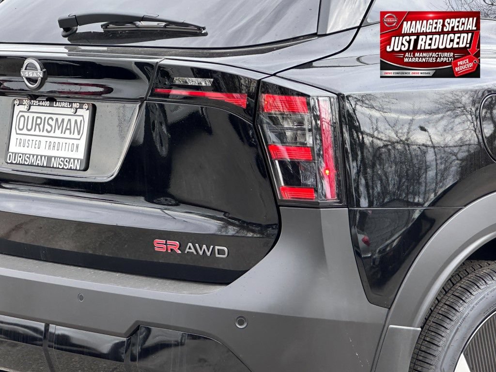 New 2025 Nissan Kicks SR AWD/4WD image 6