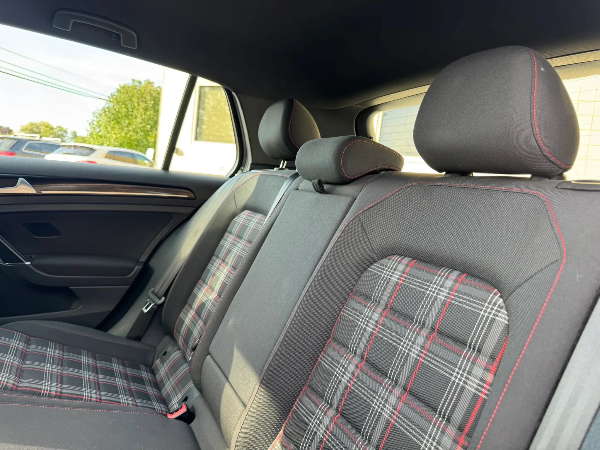 Used 2016 Volkswagen GTI S FWD image 36