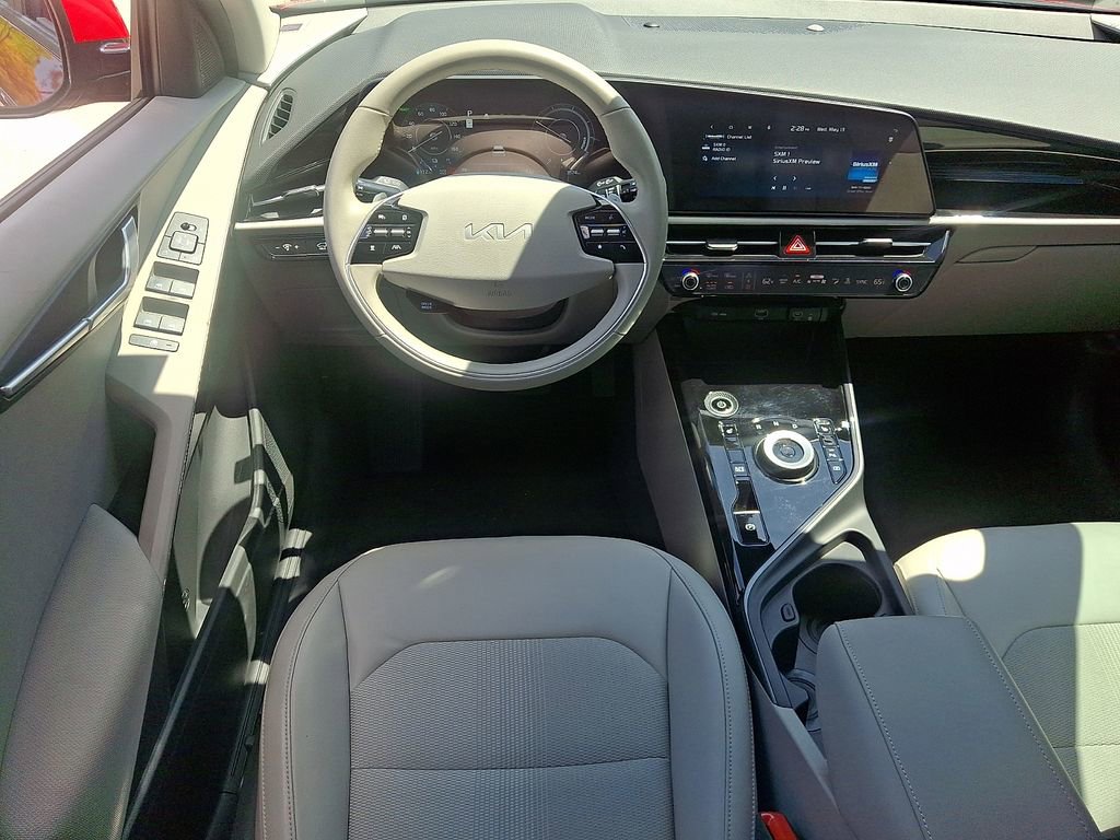 Used 2023 Kia Niro Wind FWD image 11