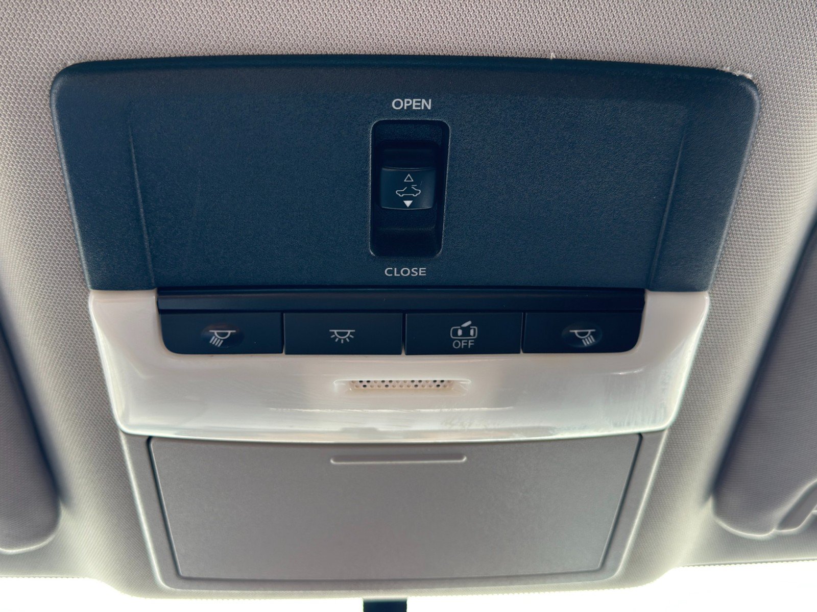 Used 2019 Nissan Altima 2.5 SR w/ SR Premium Package AWD/4WD image 28