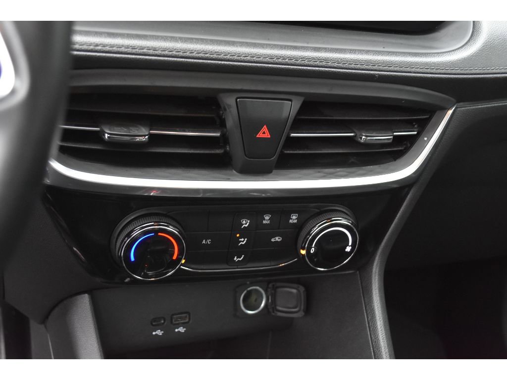 Used 2024 Buick Encore GX Sport Touring image 23