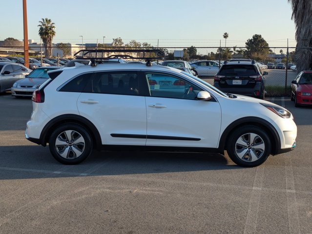 Used 2018 Kia Niro EX Premium FWD image 4