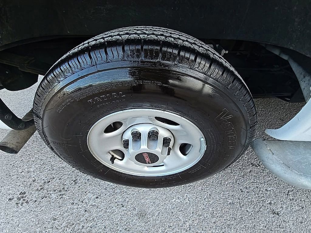 Used 2024 GMC Savana 2500 w/ Driver Convenience Package image 28