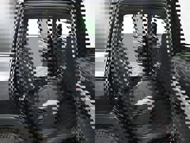 New 2026 Volkswagen Atlas Peak Edition image 13