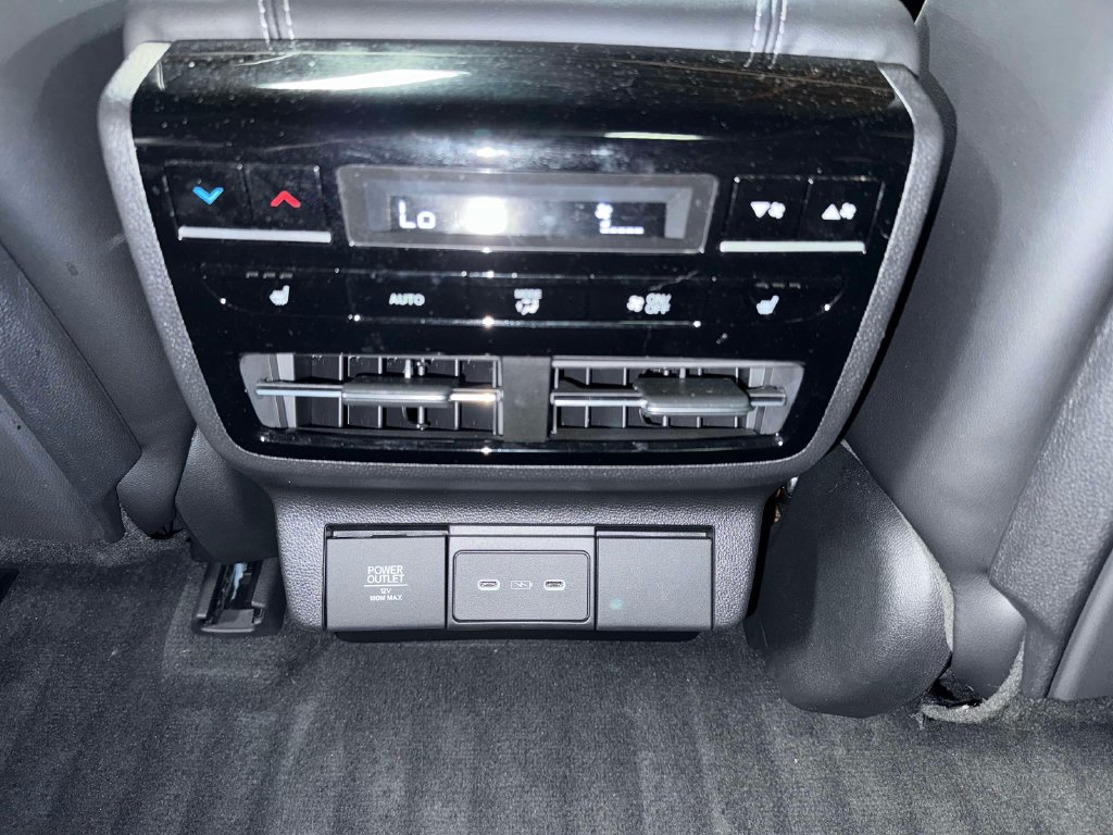 Certified 2026 Acura MDX w/ Advance Package AWD/4WD image 13