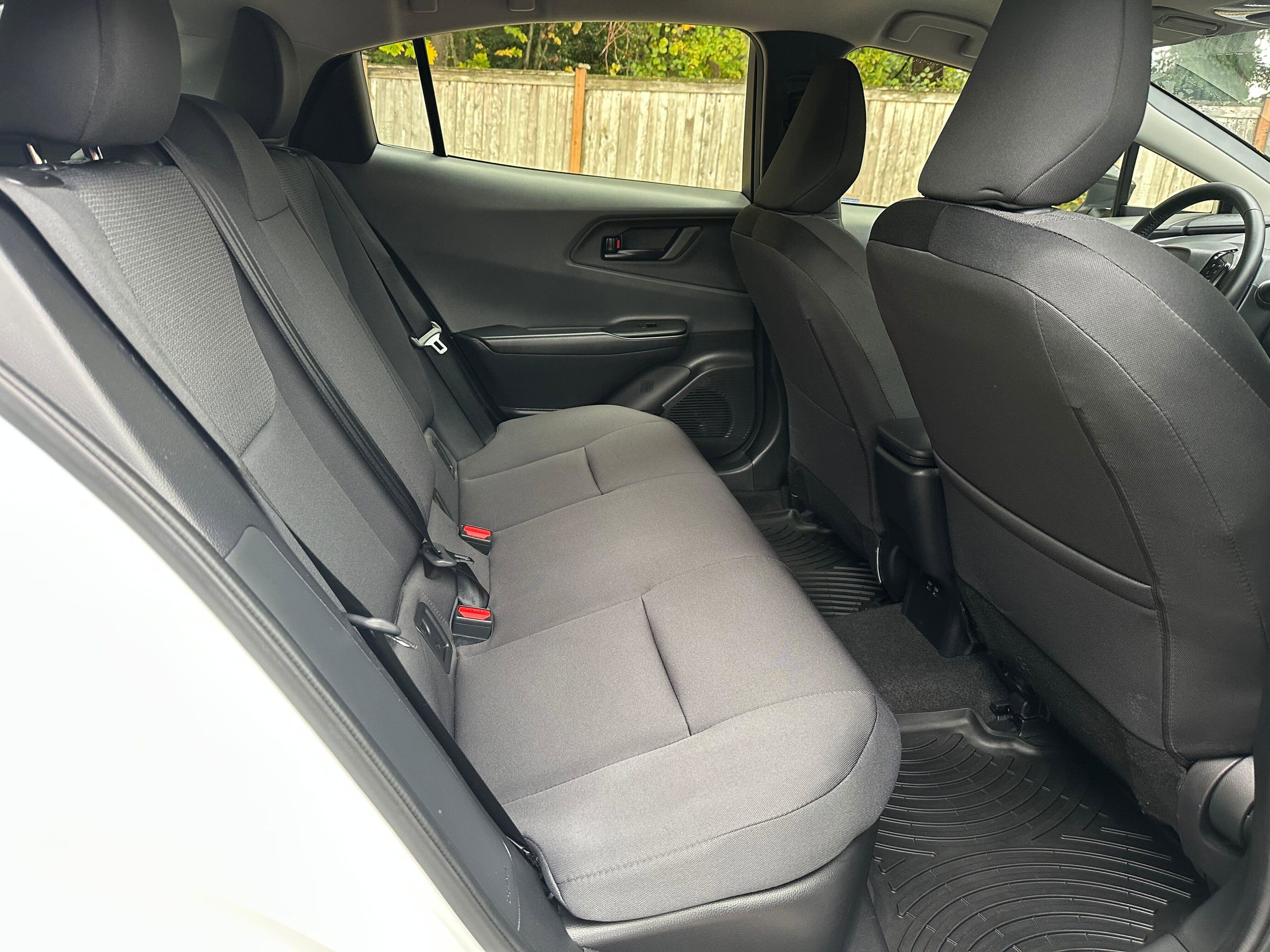 Used 2023 Toyota Prius LE image 12