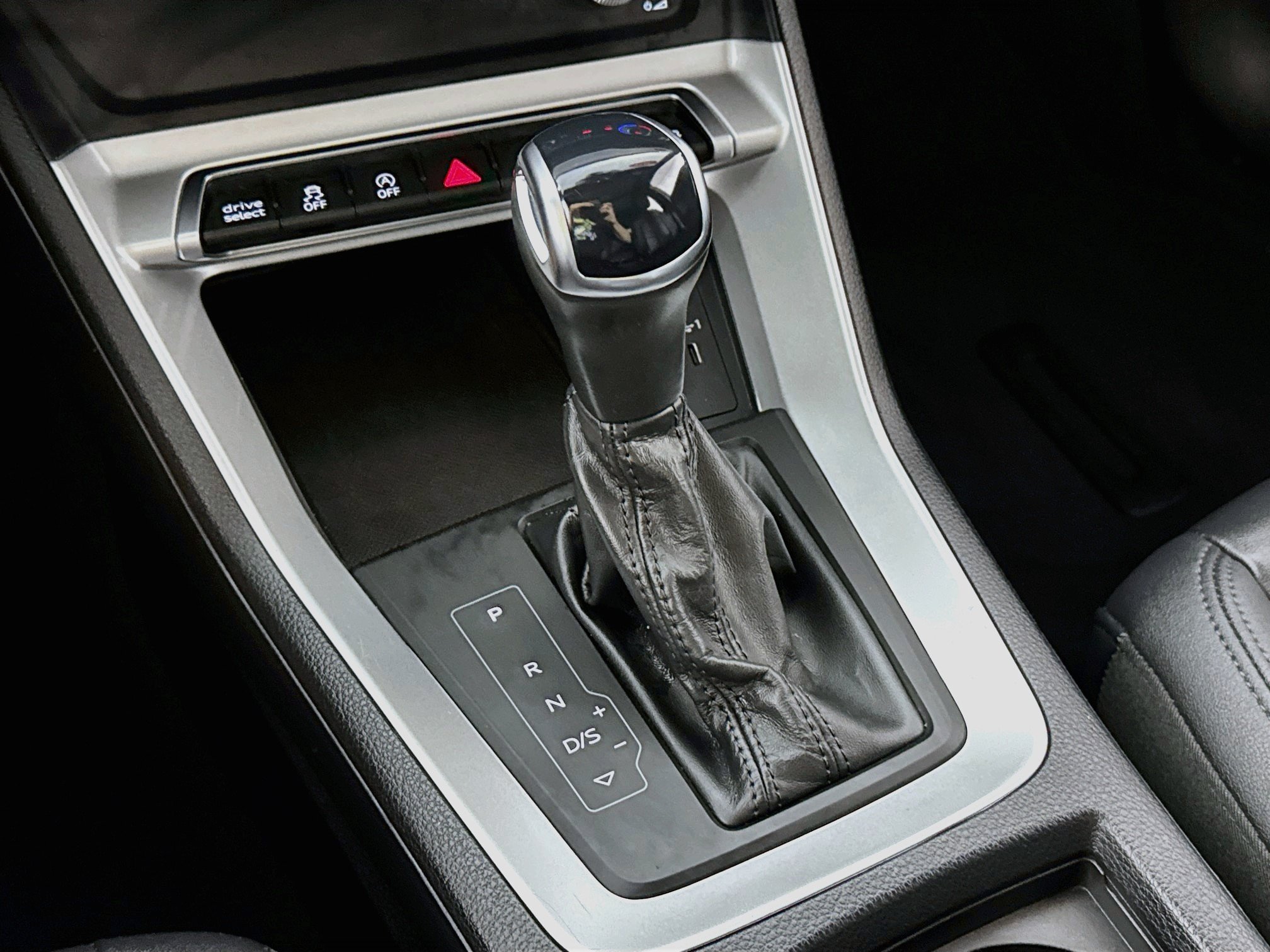 Used 2025 Audi Q3 2.0T Premium AWD/4WD image 19