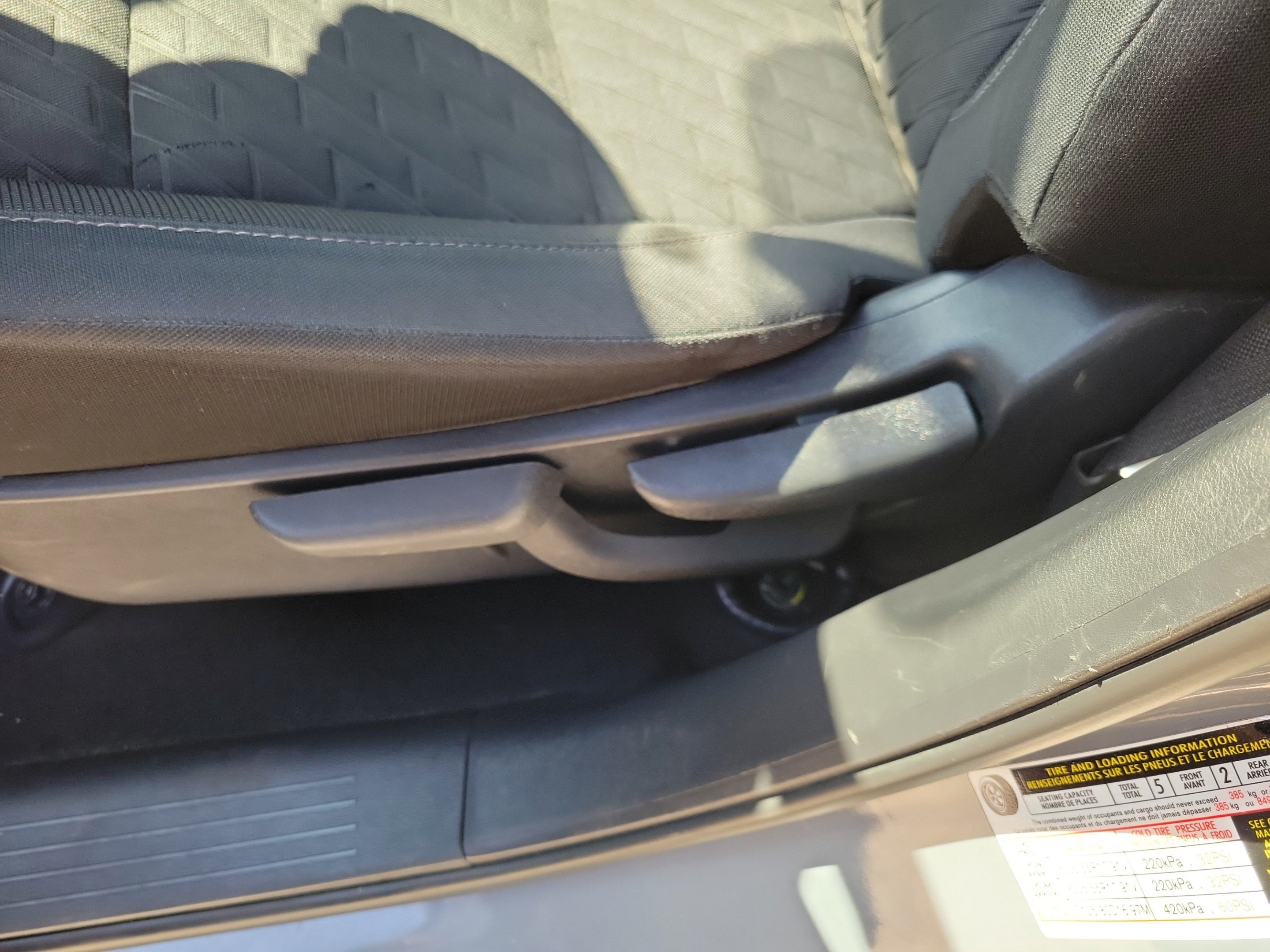 Used 2021 Nissan Kicks SV FWD image 10