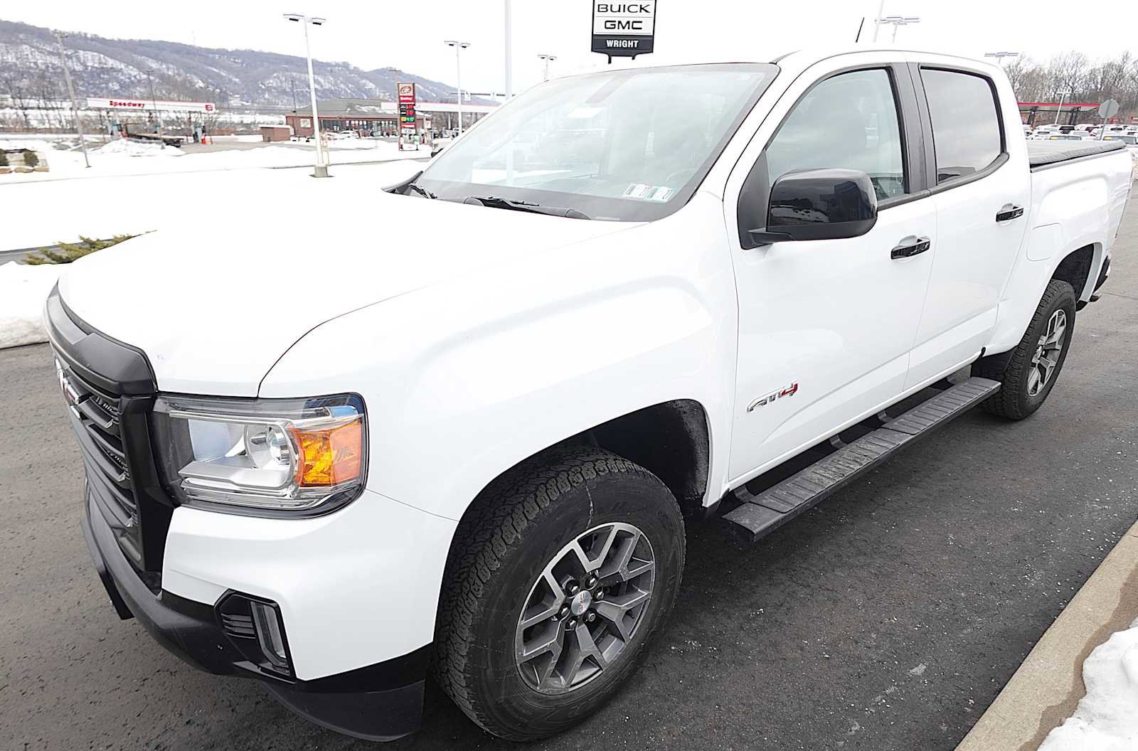 Used 2022 GMC Canyon AT4 w/ Trailering Package image 6