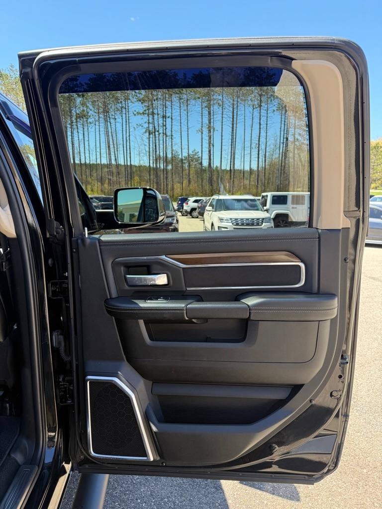 Used 2022 RAM 2500 Laramie AWD/4WD image 20