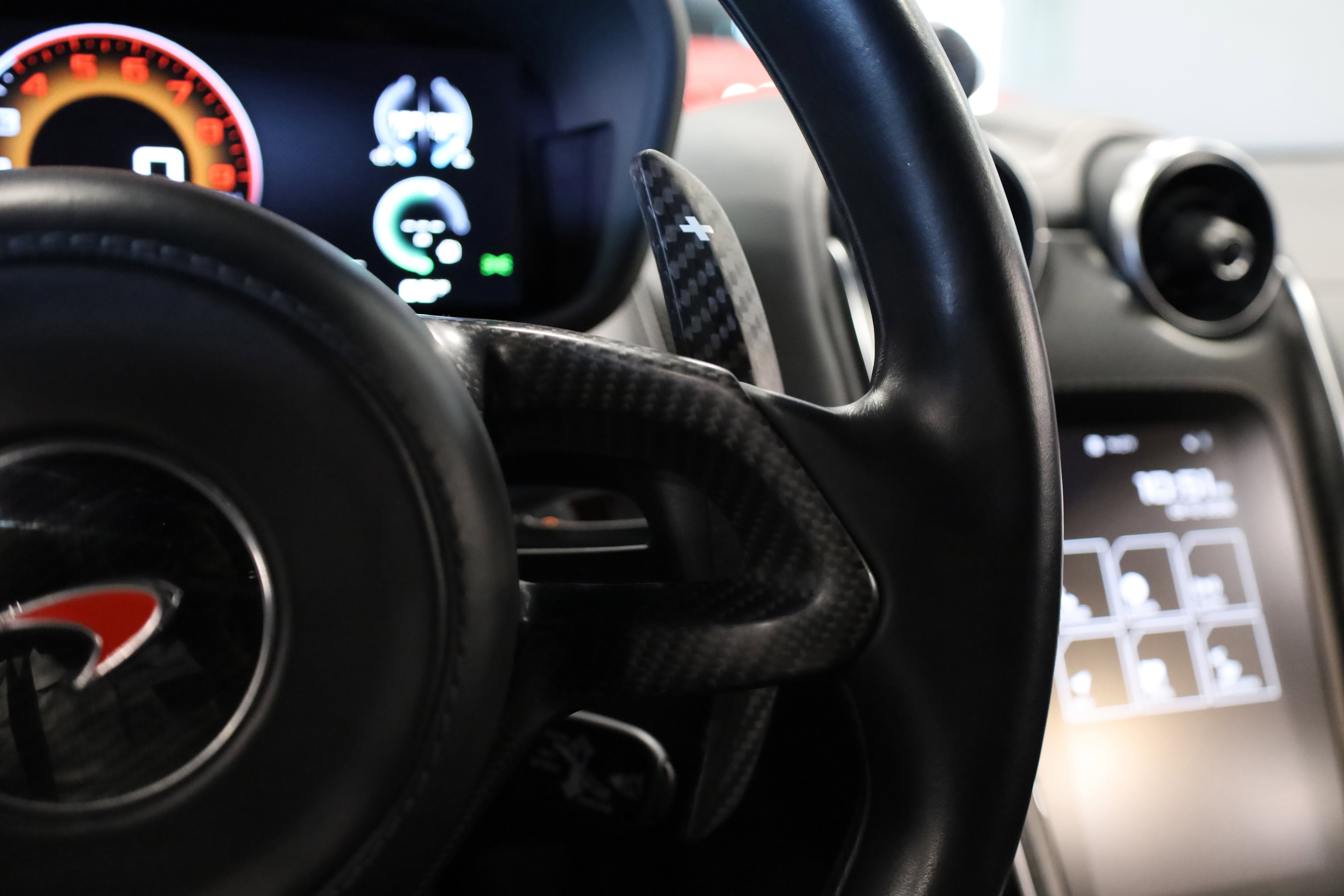 Used 2017 McLaren 570S Coupe image 23