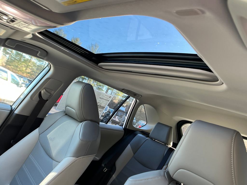 New 2025 Toyota RAV4 Limited w/ Advanced Technology Package image 21