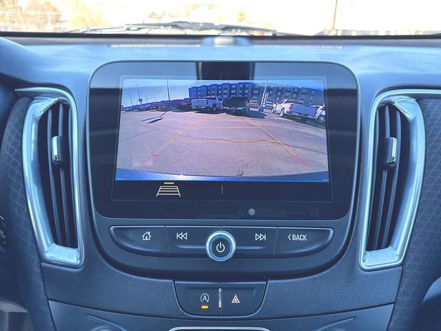 Used 2020 Chevrolet Malibu LT image 14