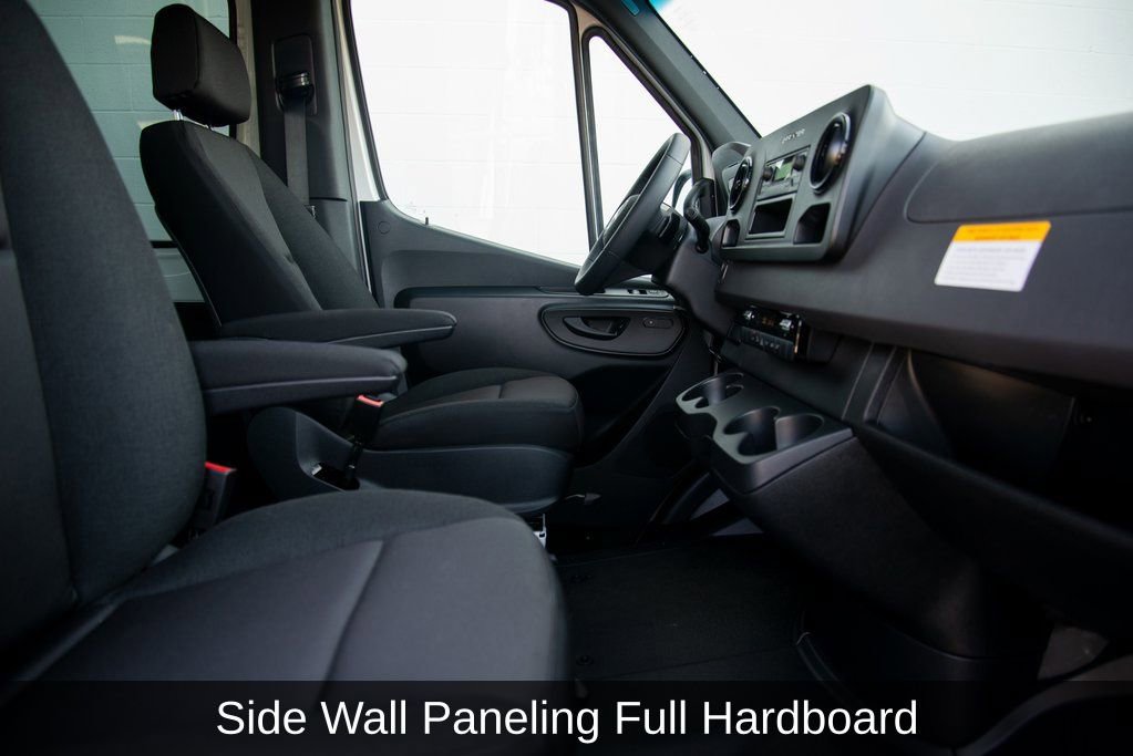 Used 2025 Mercedes-Benz Sprinter 144 Cargo image 18