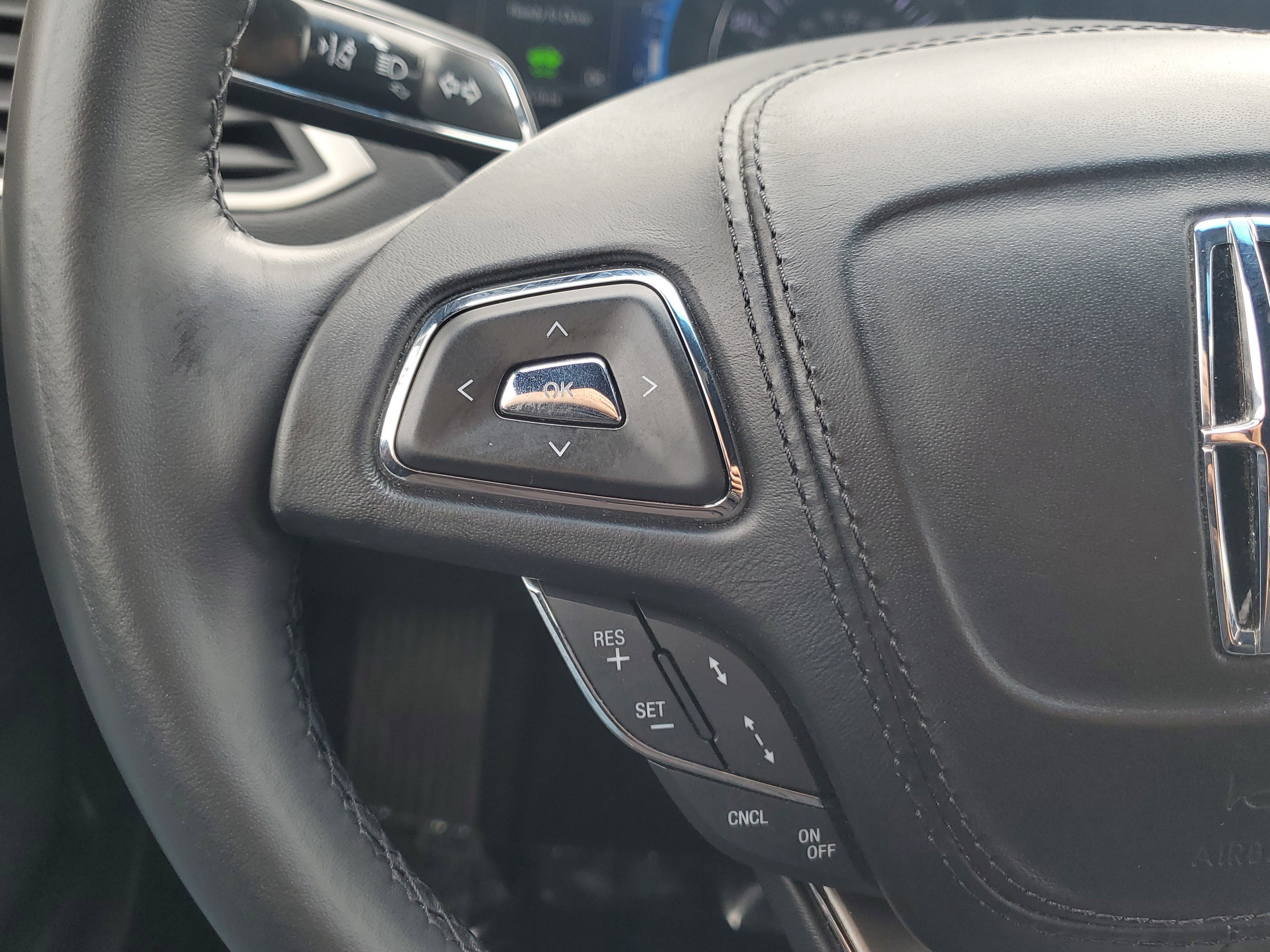 Used 2019 Lincoln MKZ Reserve image 26