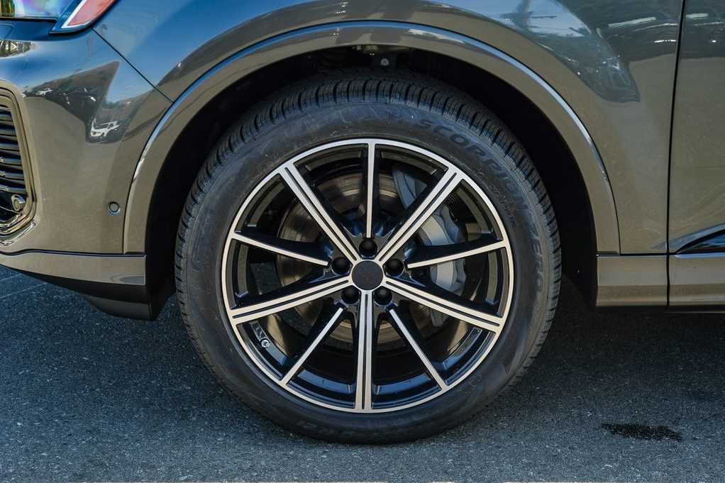 New 2026 Audi Q7 2.0T Premium Plus AWD/4WD image 10