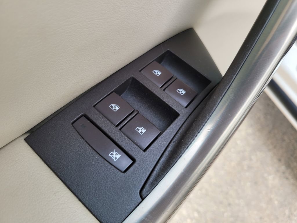 Used 2016 Buick Verano Leather w/ Experience Buick Package FWD image 20