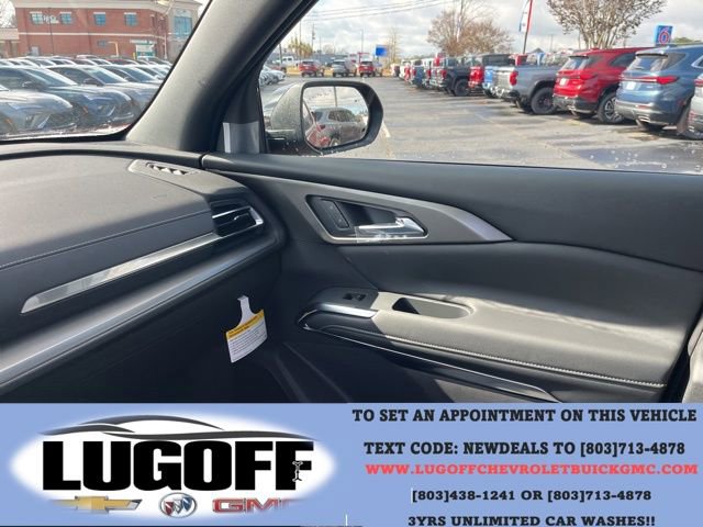 New 2026 Chevrolet Traverse LT w/ Midnight/Sport Edition FWD image 16
