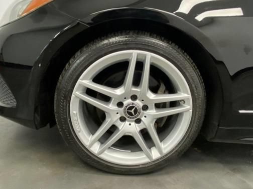 Used 2015 Mercedes-Benz E 400 4MATIC Coupe image 19