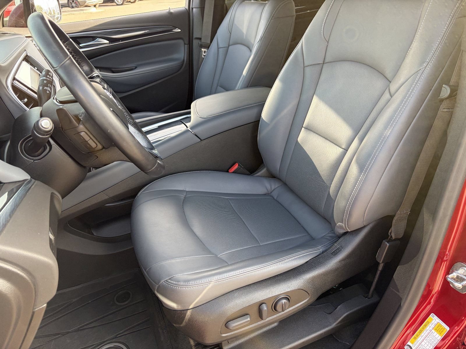 Certified 2023 Buick Enclave Essence w/ Experience Buick Package FWD image 21