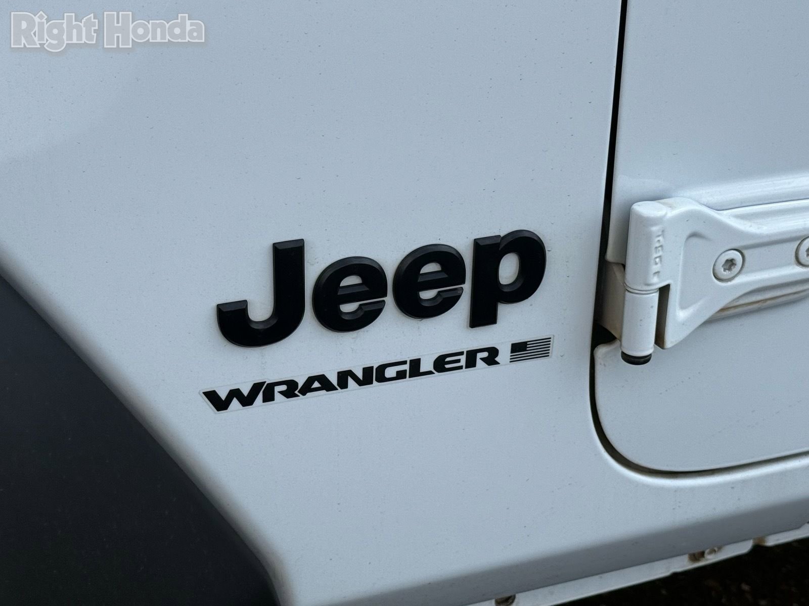 Used 2023 Jeep Wrangler Sport image 33