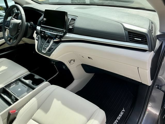 New 2027 Honda Odyssey EX-L image 15